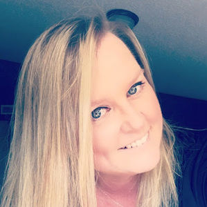 Meet your Posher, Leah